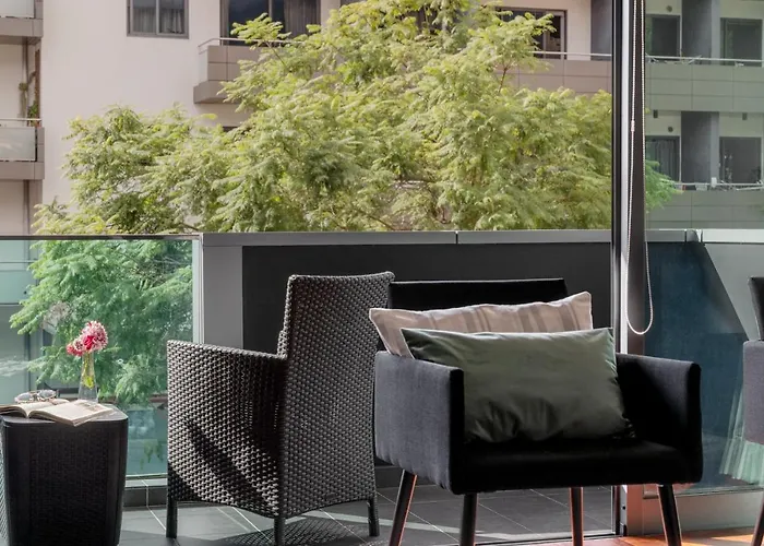 Madalenas Xxi By An Island