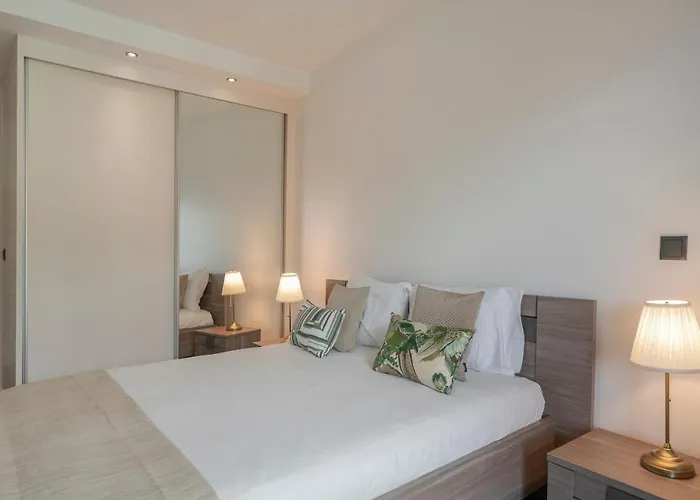 Madalenas Xxi By An Island * Funchal (Madeira)