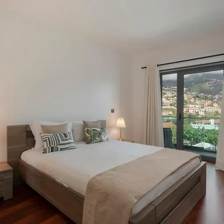 Madalenas Xxi By An Island Apartment *